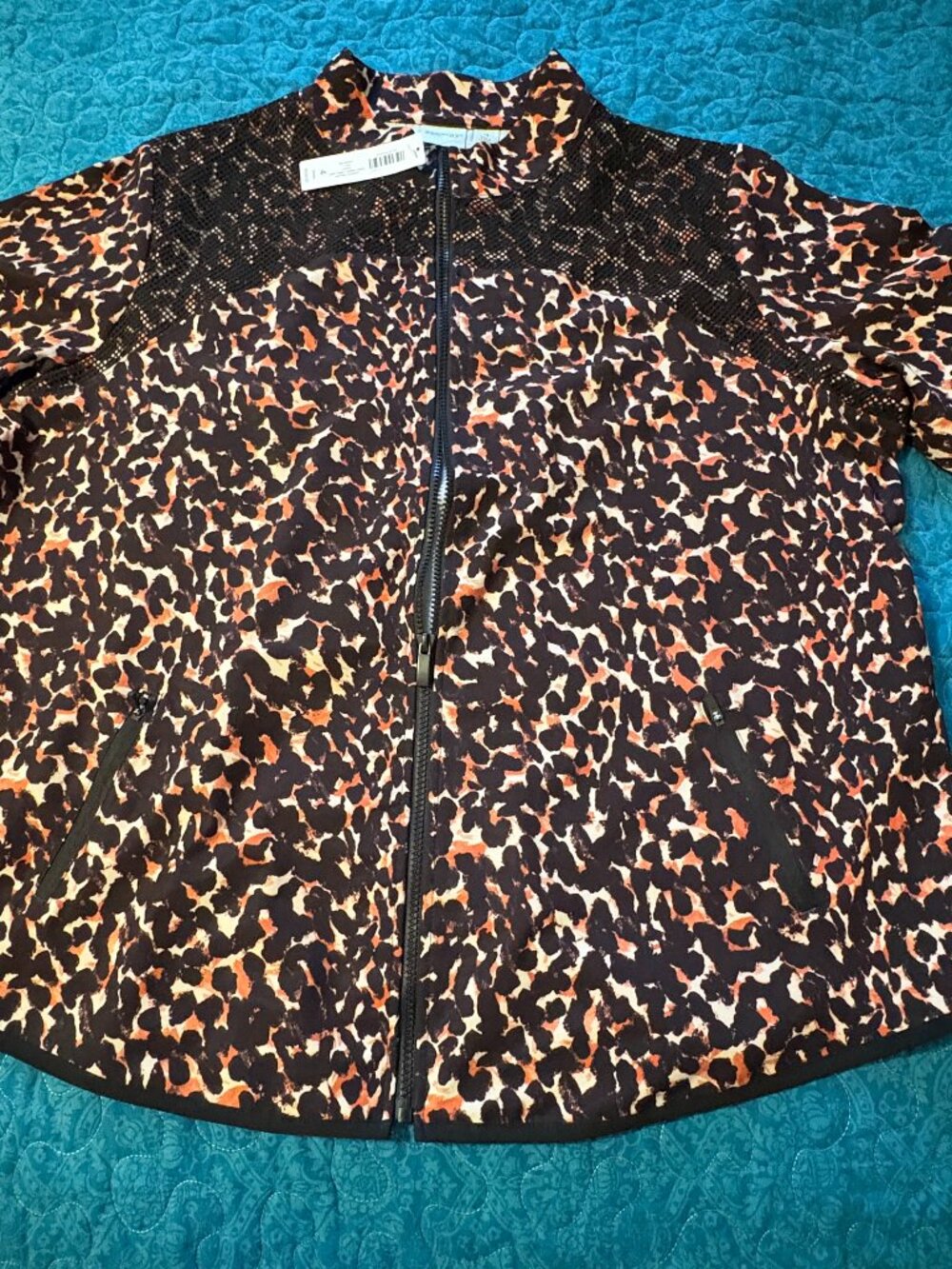Zenergy by Chico's Leopard Print Zip-Up Jacket Women's Size 4/XXL. NWT